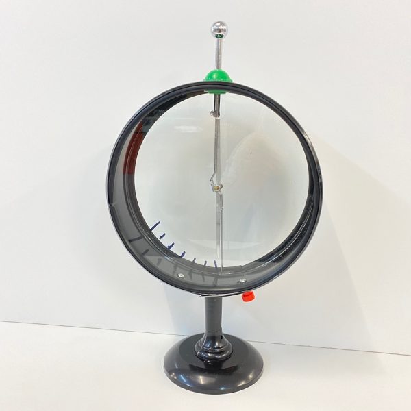 Electrostatic Pendulum - Διερευνητική Μάθηση