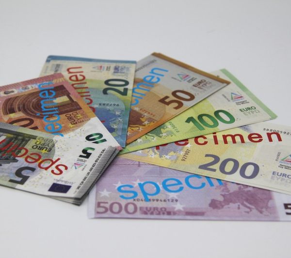 EURO-Money Case - Διερευνητική Μάθηση