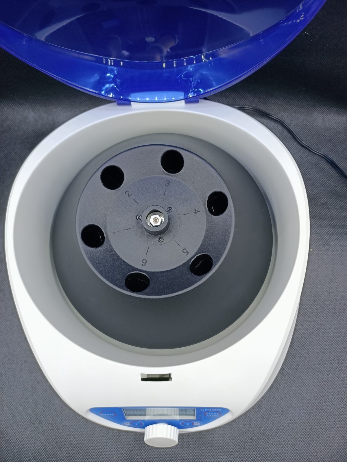 Portable Centrifuge machine with LCD screen