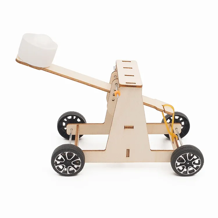 Wooden Catapult - why.gr